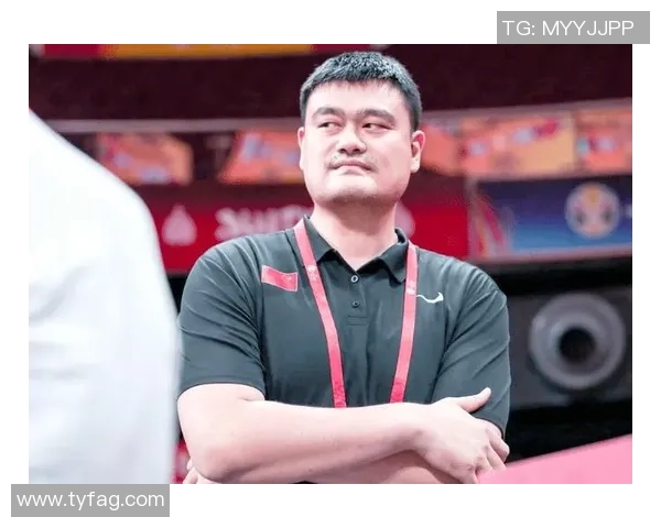 姚明因比赛争议被罚投篮引发热议球迷对裁判判罚表示不满