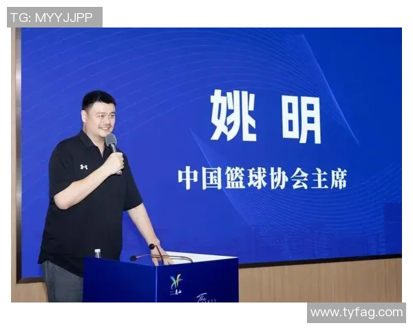 姚明挥洒艺术才华将篮球与绘画完美结合的创意之旅