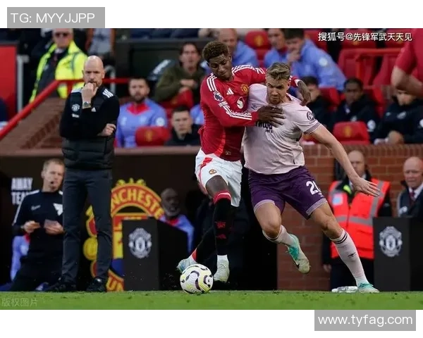 欧联杯激战曼城与阿森纳平局绝杀瞬间引发全场狂欢解析