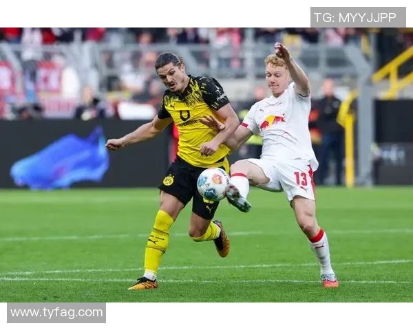 中超激战莱比锡逆转多特蒙德引发转会风波全场沸腾 中超激战莱比锡逆转多特蒙德引发转会风波全场沸腾