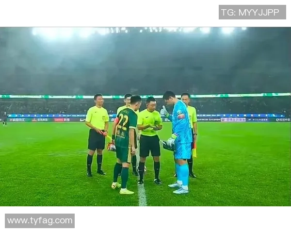 中超激战莱比锡逆转多特蒙德引发争议判罚全场沸腾