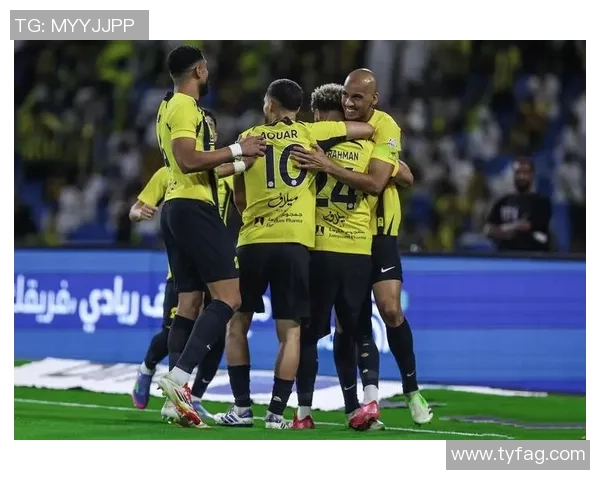 国王杯精彩对决多特蒙德大胜切尔西引发争议判罚热议